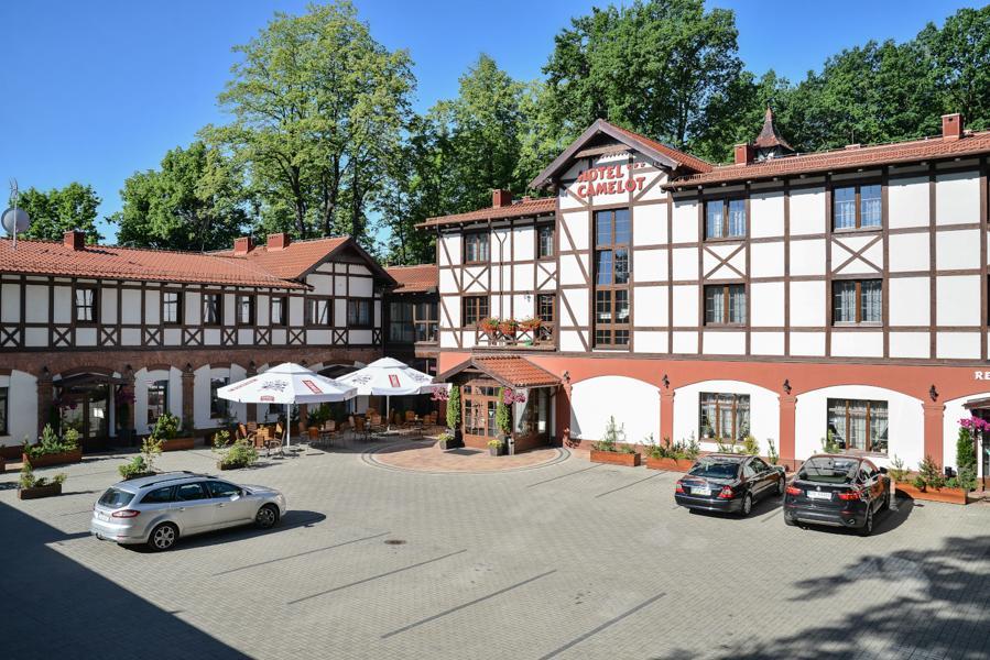 Hotel Camelot Szczawno-Zdroj Bagian luar foto
